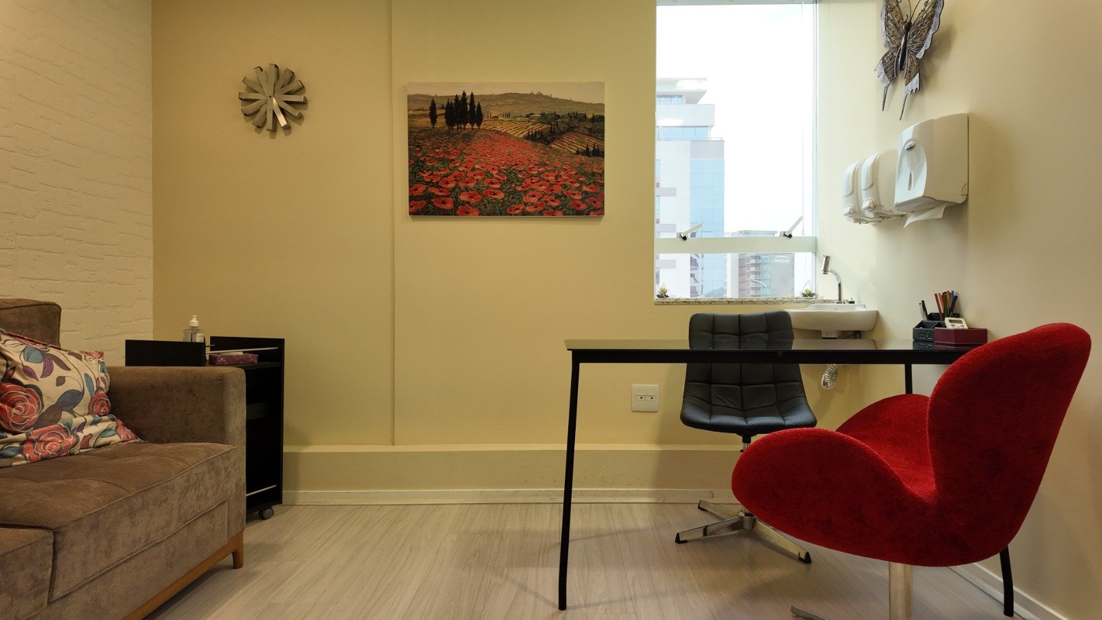 WhatsApp Image 2025-10-21 at 11.24.01 03