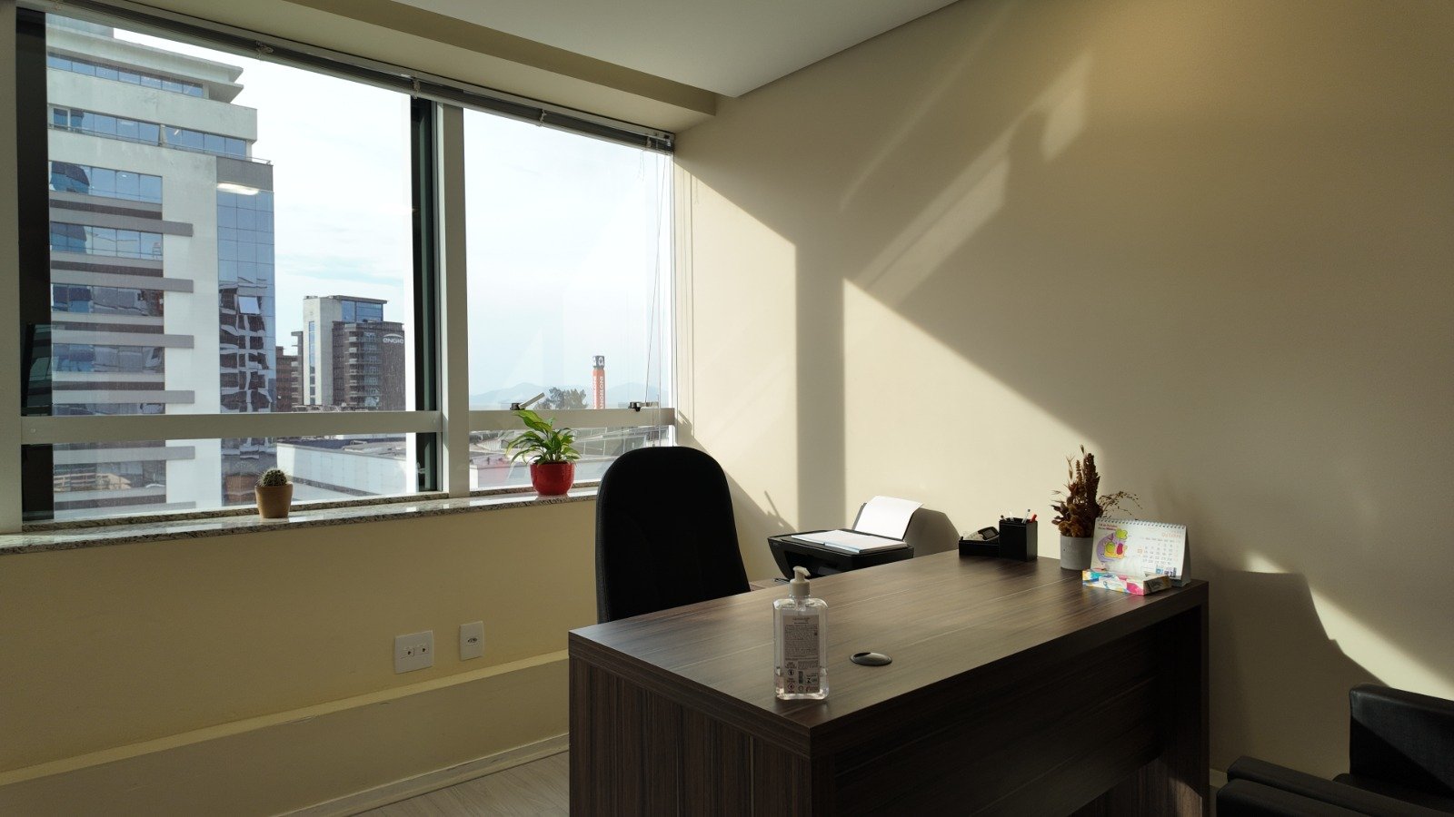 WhatsApp Image 2025-10-21 at 11.24.01 05